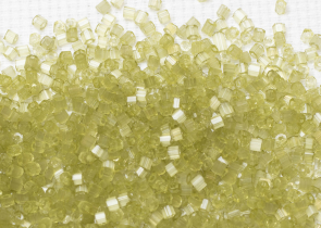 Бисер Чехия сатиновая рубка 10/0 50г 05152 салатовый